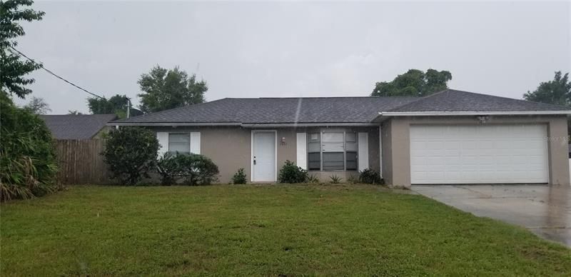 Recently Sold: $235,000 (3 beds, 2 baths, 1066 Square Feet)