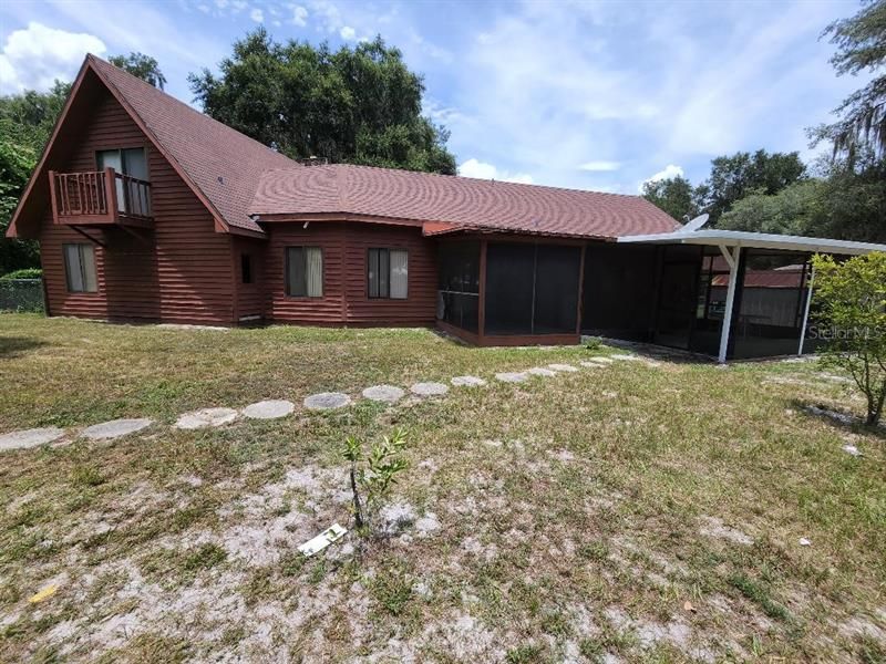 Recently Sold: $250,000 (3 beds, 2 baths, 1756 Square Feet)