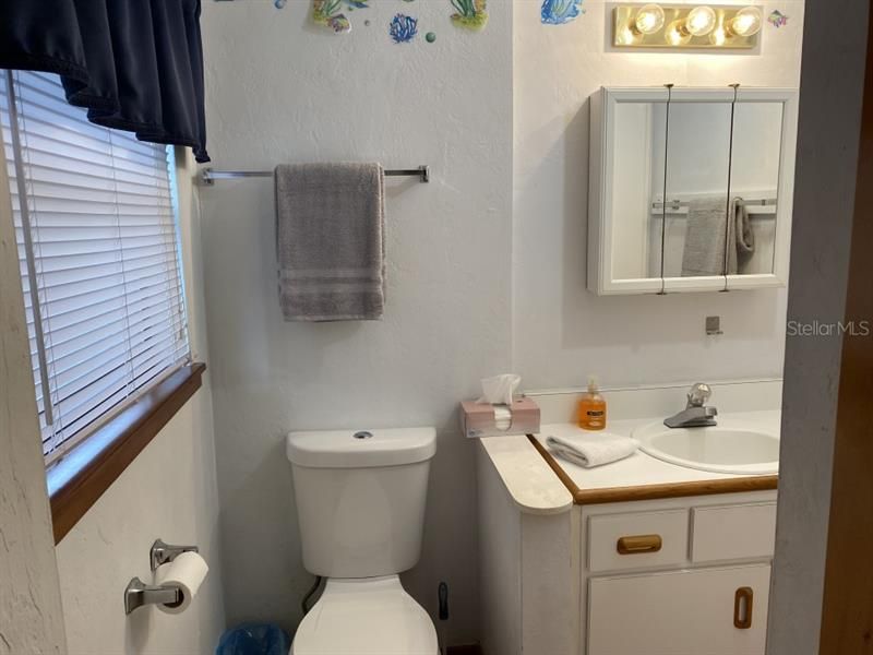 Recently Sold: $590,000 (2 beds, 1 baths, 1188 Square Feet)