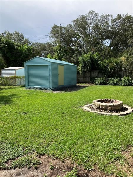 Recently Rented: $2,400 (2 beds, 2 baths, 1000 Square Feet)