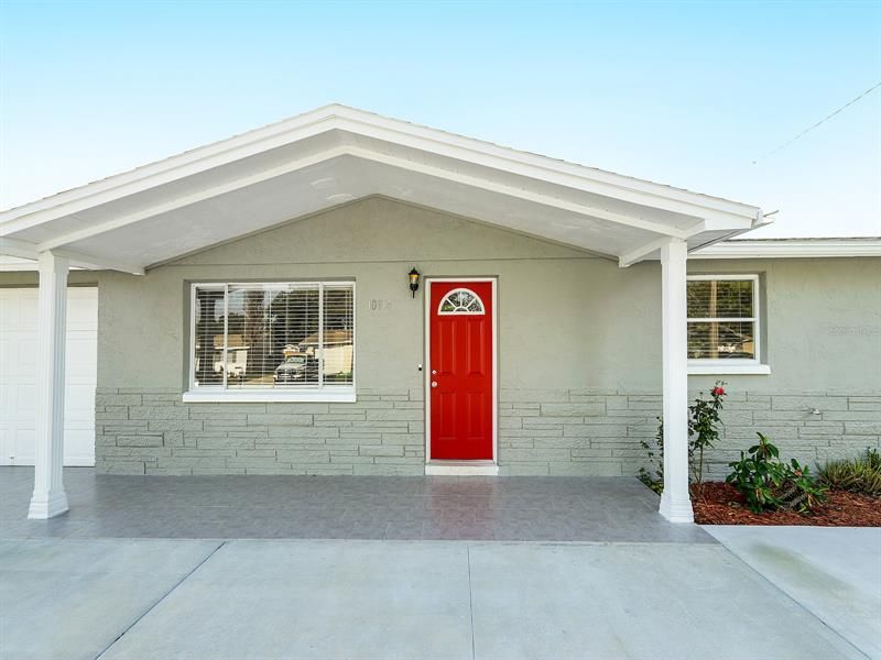 Recently Rented: $1,650 (3 beds, 2 baths, 928 Square Feet)
