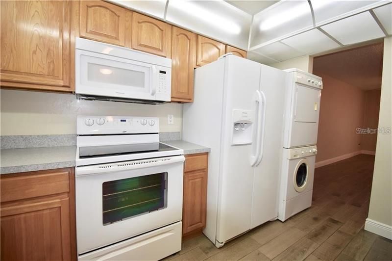Recently Sold: $170,000 (2 beds, 1 baths, 1068 Square Feet)