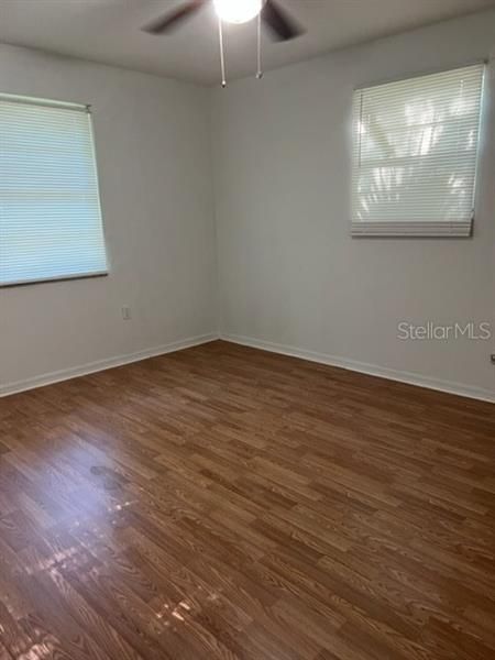 Recently Rented: $950 (2 beds, 1 baths, 840 Square Feet)