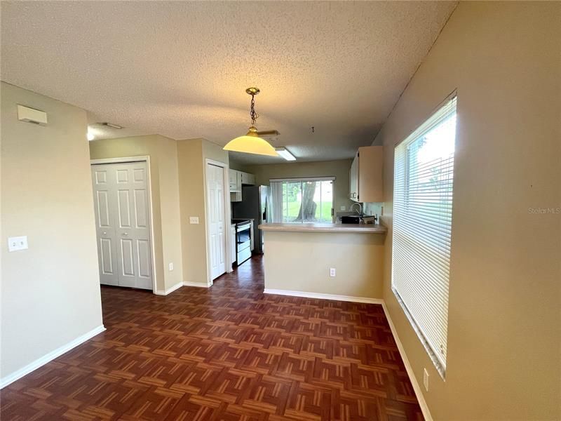 Recently Rented: $2,295 (4 beds, 2 baths, 1434 Square Feet)