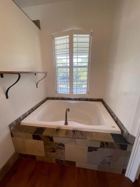 Недавно арендовано: $6,021 (4 спален, 2 ванн, 2858 Квадратных фут)
