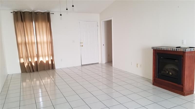 Recently Rented: $1,000 (2 beds, 2 baths, 1204 Square Feet)