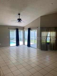 Recently Rented: $2,200 (3 beds, 2 baths, 1158 Square Feet)