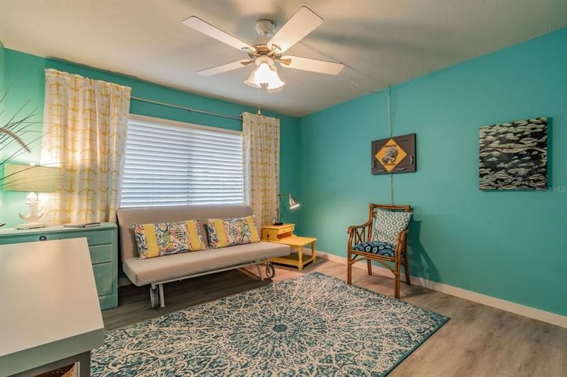 Recently Sold: $287,500 (2 beds, 2 baths, 1125 Square Feet)