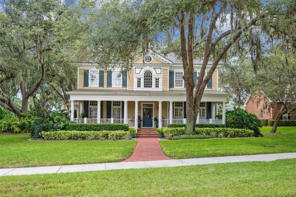 Recently Sold: $1,795,000 (5 beds, 4 baths, 5652 Square Feet)