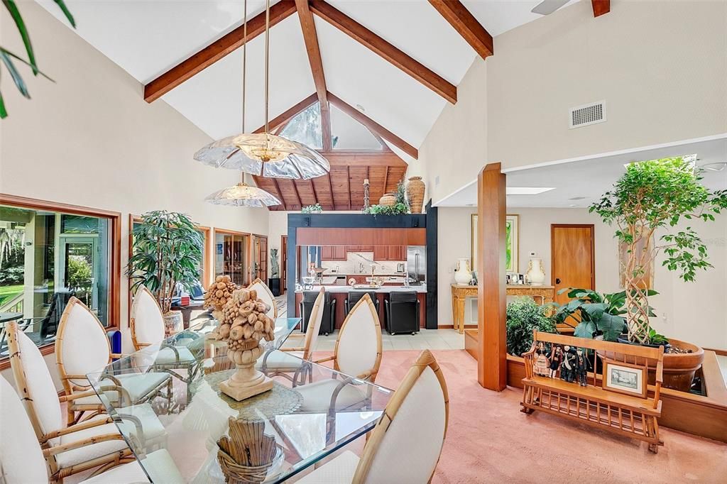 Recently Sold: $1,499,000 (2 beds, 2 baths, 4833 Square Feet)