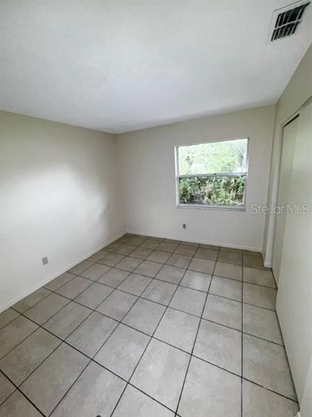 Recently Rented: $1,015 (2 beds, 1 baths, 900 Square Feet)