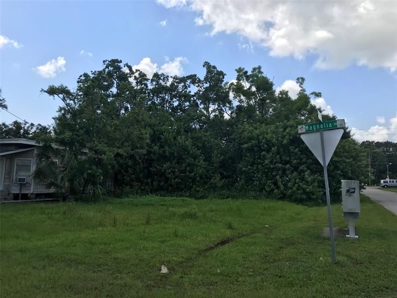 Vendido Recientemente: $48,000 (0.09 acres)