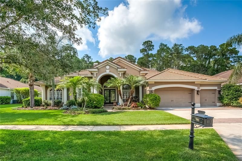 Recently Sold: $1,500,000 (4 beds, 4 baths, 4247 Square Feet)