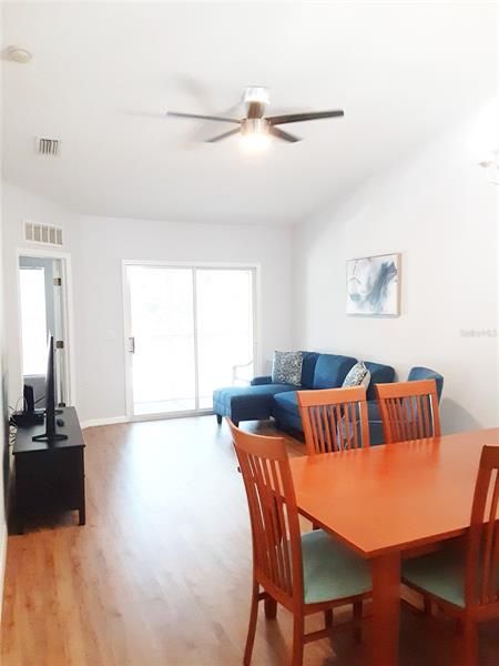 Recently Rented: $2,000 (3 beds, 2 baths, 1202 Square Feet)