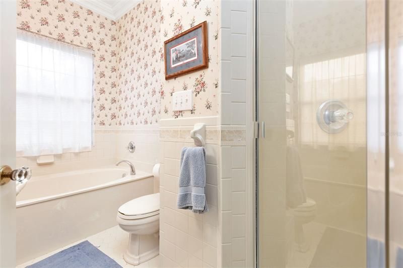 最近售出: $499,900 (3 贝兹, 3 浴室, 1854 平方英尺)