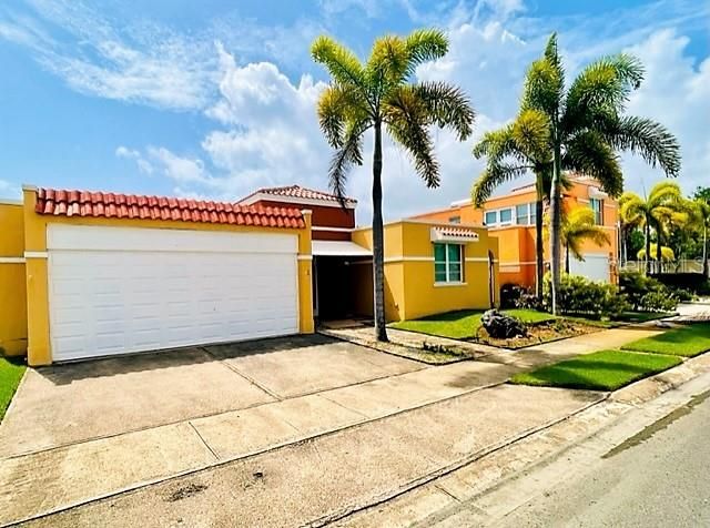 Vendido Recientemente: $295,000 (3 camas, 2 baños, 1600 Pies cuadrados)