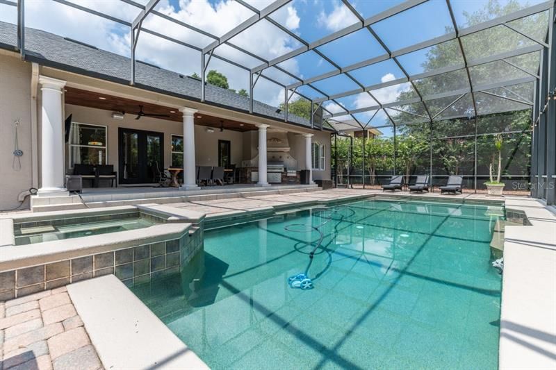 Recently Sold: $1,050,000 (5 beds, 4 baths, 3847 Square Feet)