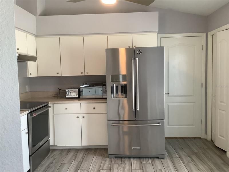 Recently Rented: $2,000 (3 beds, 2 baths, 1662 Square Feet)