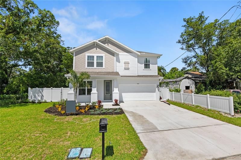 Recently Sold: $939,990 (5 beds, 3 baths, 3005 Square Feet)