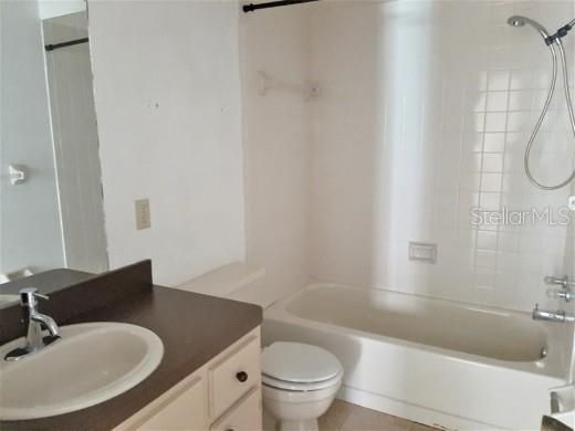 Recently Rented: $1,250 (2 beds, 2 baths, 891 Square Feet)