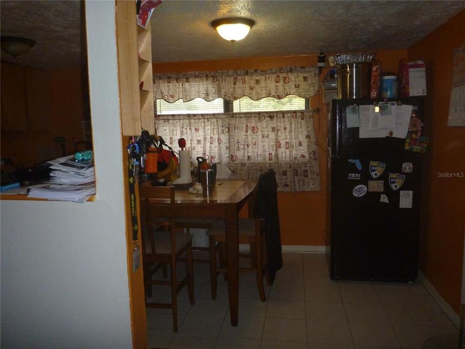 Vendido Recientemente: $140,000 (2 camas, 1 baños, 864 Pies cuadrados)