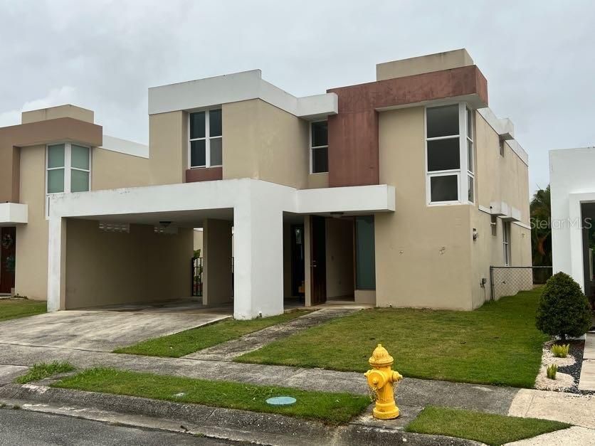 Vendido Recientemente: $199,000 (4 camas, 2 baños, 0 Pies cuadrados)