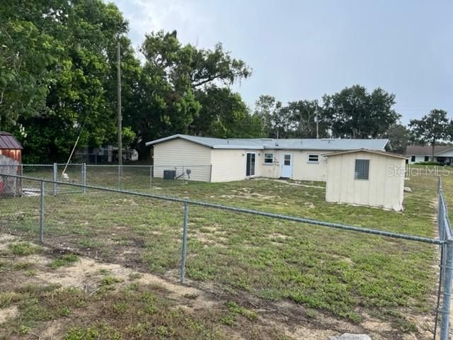 Recently Sold: $190,000 (4 beds, 2 baths, 1463 Square Feet)