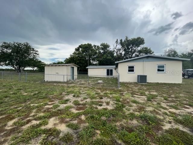 Recently Sold: $190,000 (4 beds, 2 baths, 1463 Square Feet)