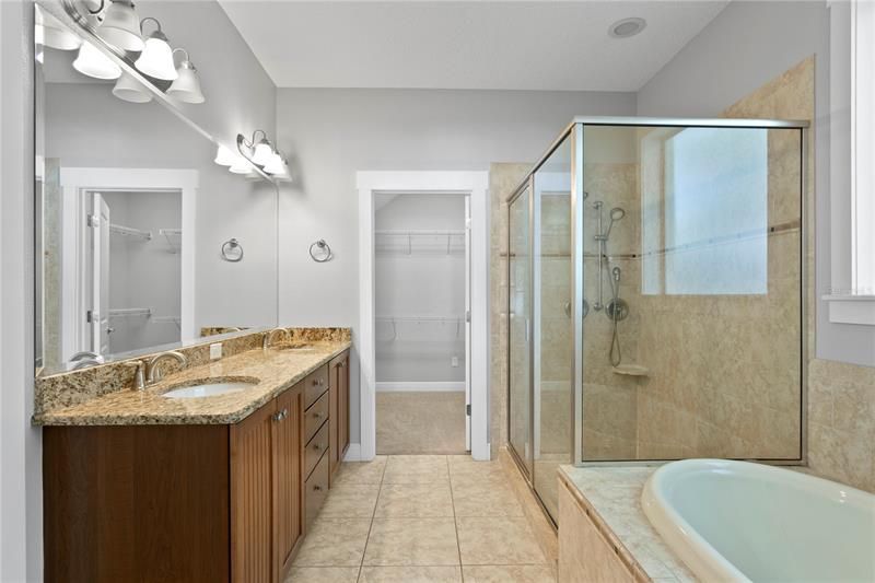 Недавно арендовано: $6,000 (4 спален, 3 ванн, 2660 Квадратных фут)