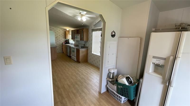 Vendido Recientemente: $329,900 (3 camas, 2 baños, 1820 Pies cuadrados)