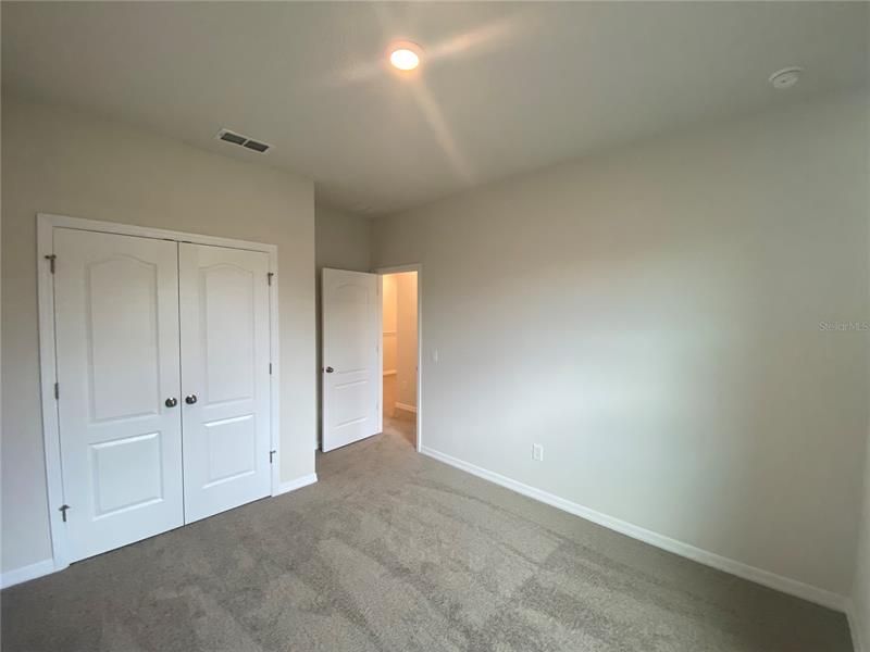 Recently Rented: $2,695 (3 beds, 2 baths, 1941 Square Feet)