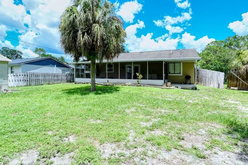 Recently Sold: $299,000 (3 beds, 2 baths, 1092 Square Feet)