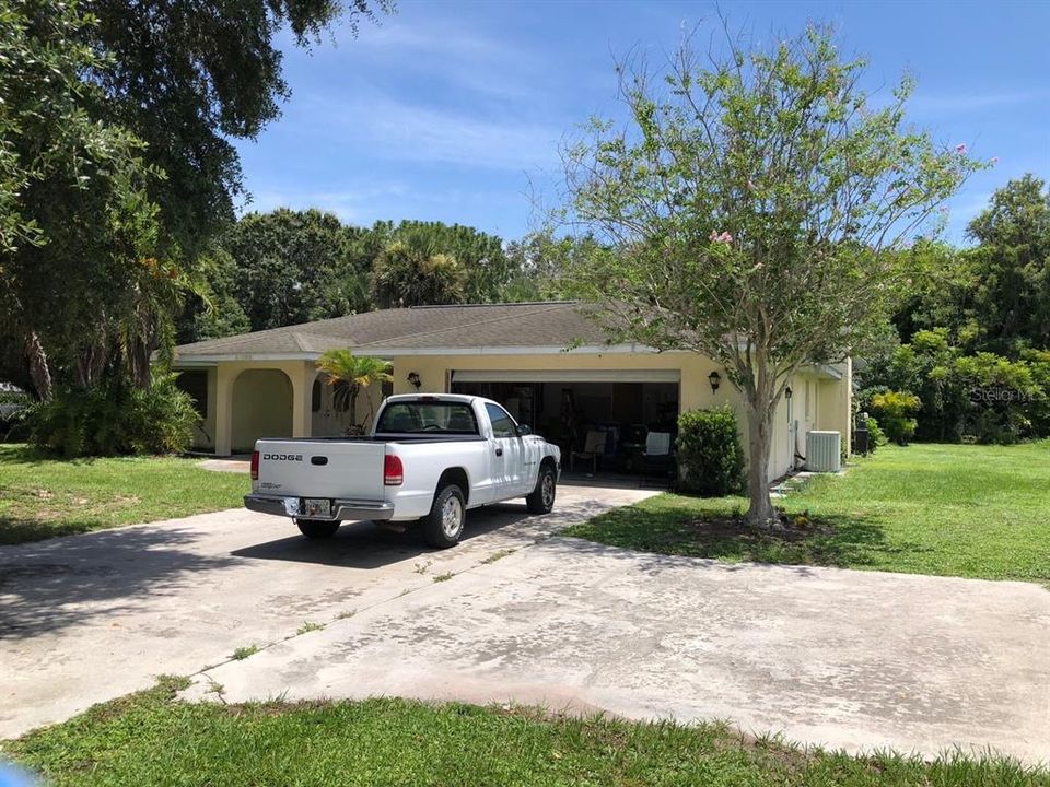 最近售出: $550,000 (3 贝兹, 2 浴室, 2146 平方英尺)