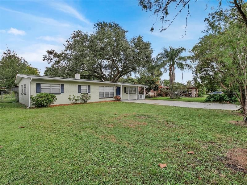 Recently Sold: $330,000 (3 beds, 1 baths, 1446 Square Feet)