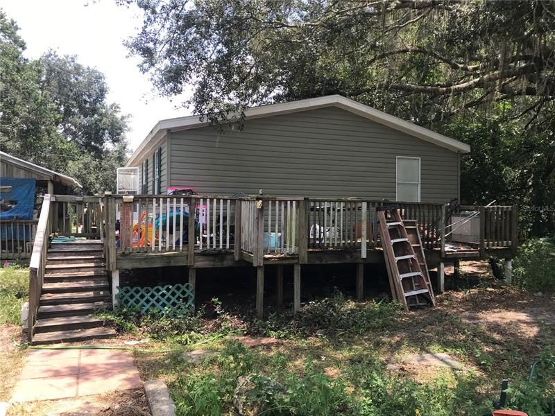 Recently Sold: $245,000 (4 beds, 2 baths, 1377 Square Feet)