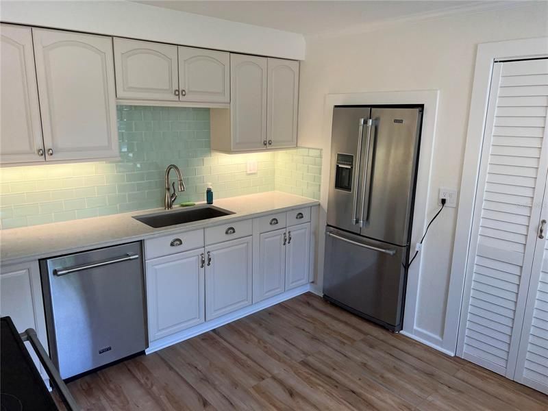 Recently Rented: $3,900 (3 beds, 3 baths, 1348 Square Feet)