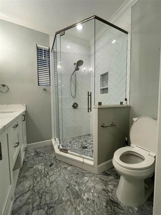 main house - master bathroom