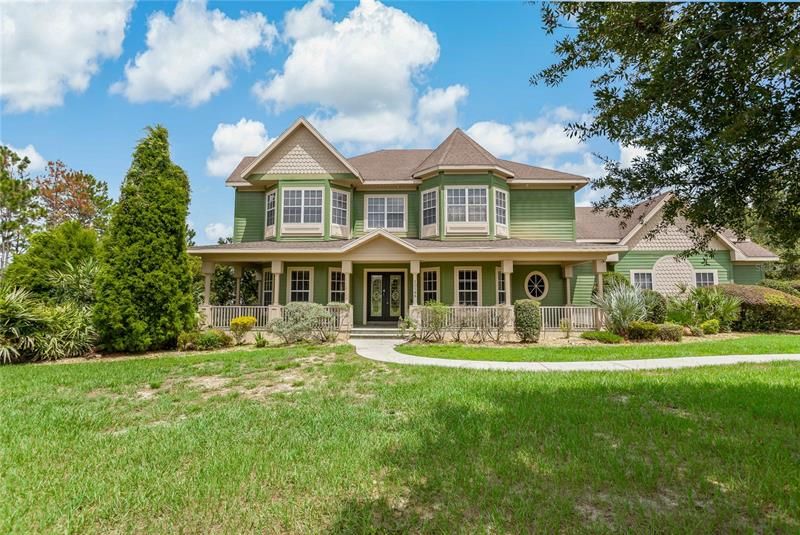 Recently Sold: $1,399,900 (5 beds, 4 baths, 4221 Square Feet)