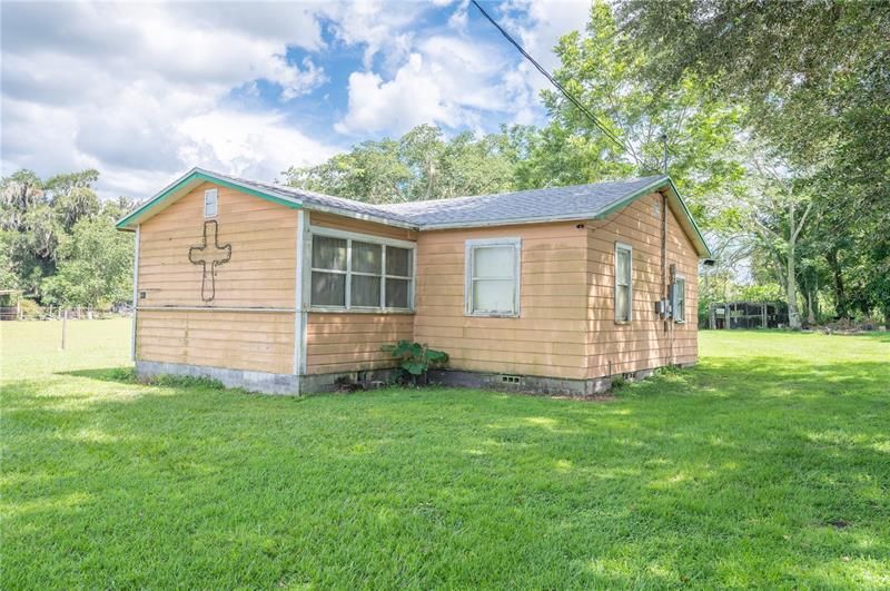 Recently Sold: $130,000 (2 beds, 1 baths, 552 Square Feet)