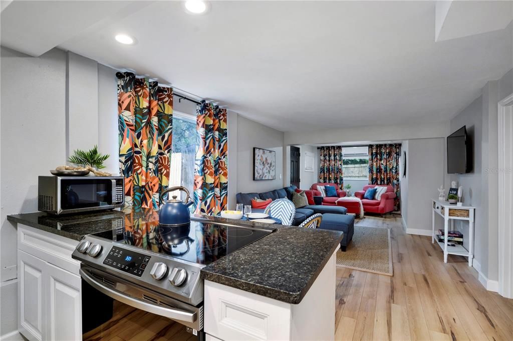 For Rent: $5,000 (3 beds, 2 baths, 1236 Square Feet)