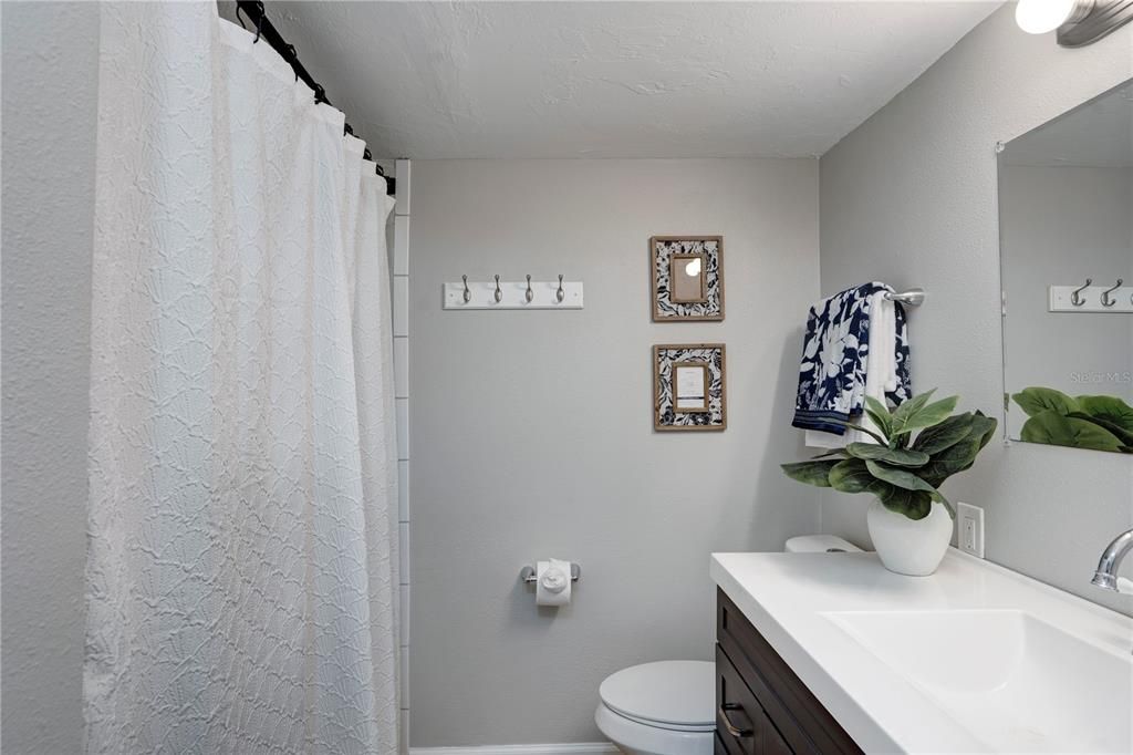 For Rent: $5,000 (3 beds, 2 baths, 1236 Square Feet)