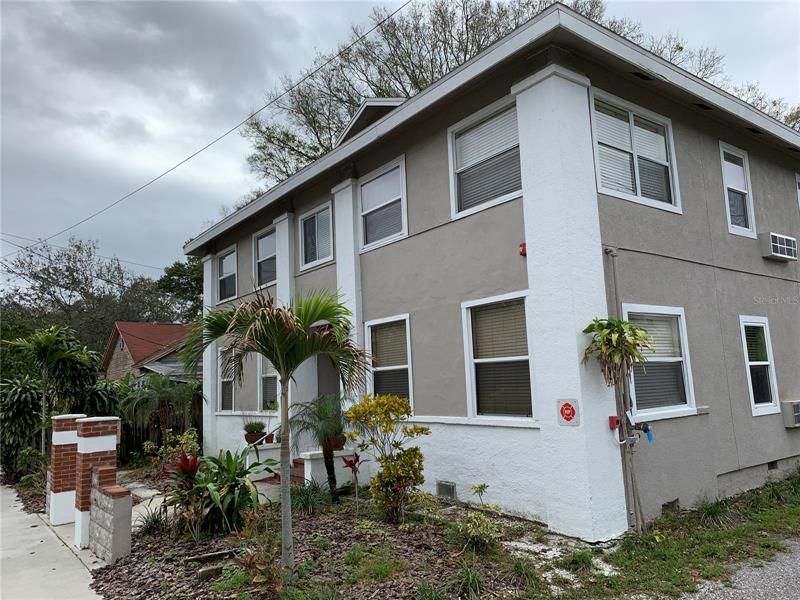 Recently Rented: $1,150 (0 beds, 1 baths, 500 Square Feet)