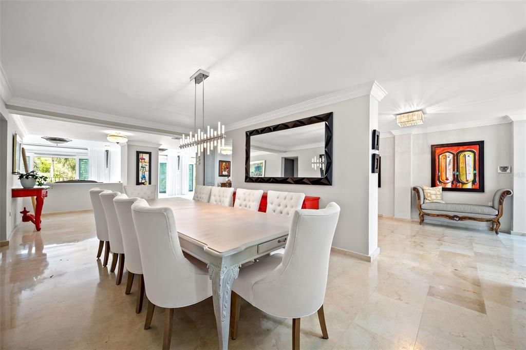 Recently Sold: $1,995,000 (5 beds, 5 baths, 4740 Square Feet)