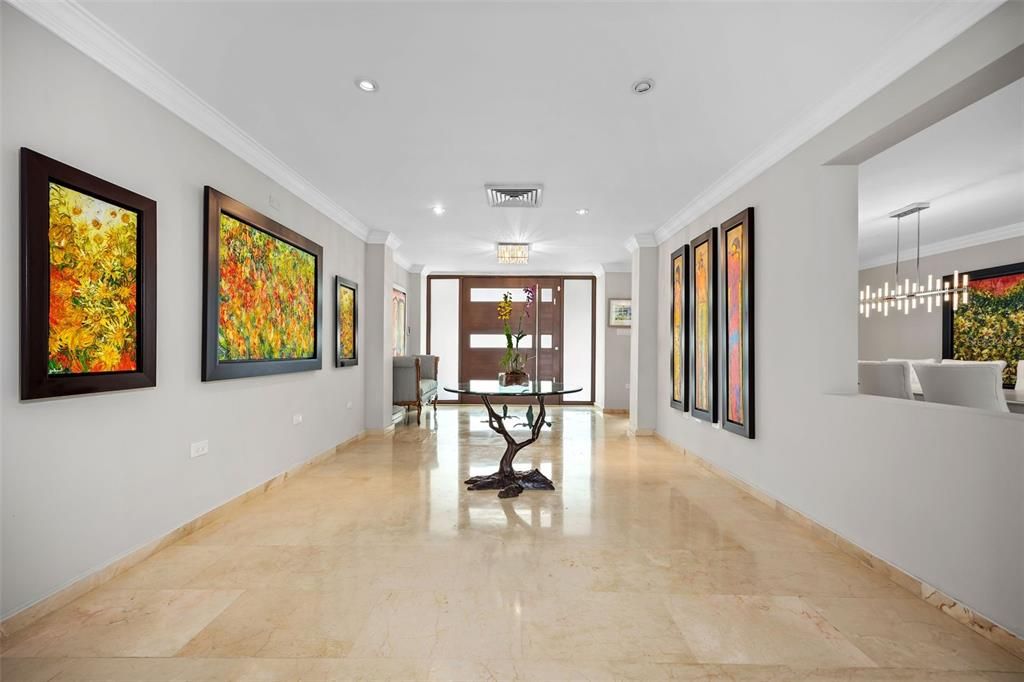 Recently Sold: $1,995,000 (5 beds, 5 baths, 4740 Square Feet)