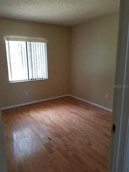 Recently Rented: $1,700 (3 beds, 2 baths, 1207 Square Feet)