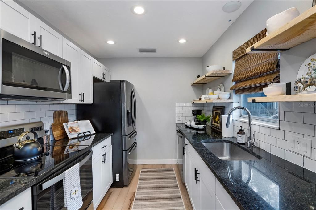 For Rent: $5,000 (3 beds, 2 baths, 1350 Square Feet)