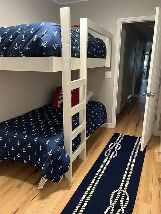 For Rent: $5,000 (3 beds, 2 baths, 1350 Square Feet)