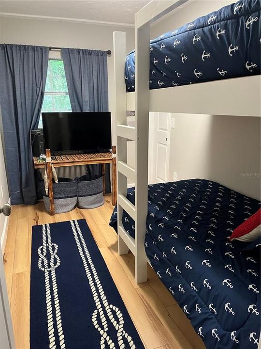 For Rent: $5,000 (3 beds, 2 baths, 1350 Square Feet)