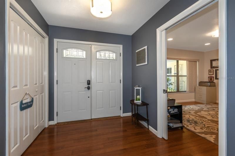 Large foyer with coat closet