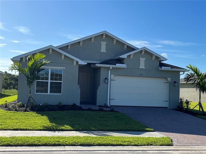 Recently Sold: $441,230 (3 beds, 2 baths, 2221 Square Feet)